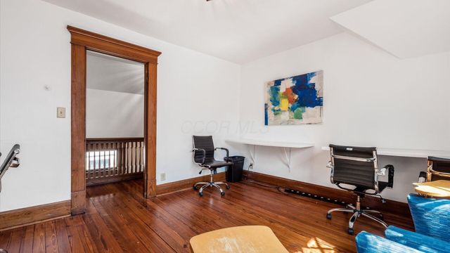 216 S Main Street, Granville, OH 43023