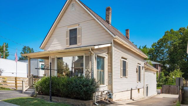 216 S Main Street, Granville, OH 43023