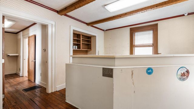 216 S Main Street, Granville, OH 43023