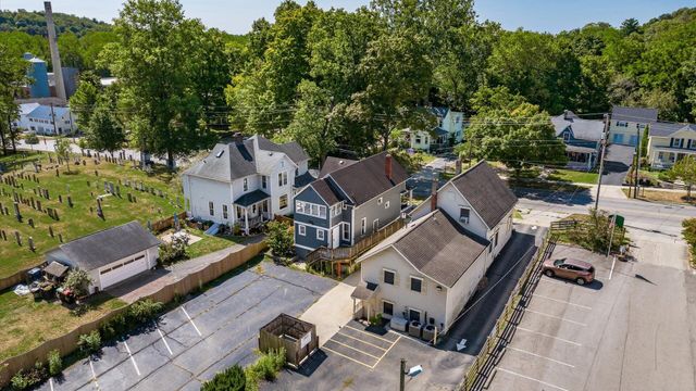 216 S Main Street, Granville, OH 43023