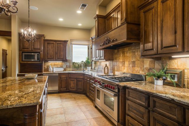 2 Concha Court, Sandia Park, NM 87047