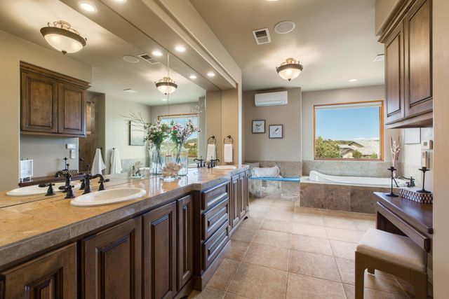 2 Concha Court, Sandia Park, NM 87047