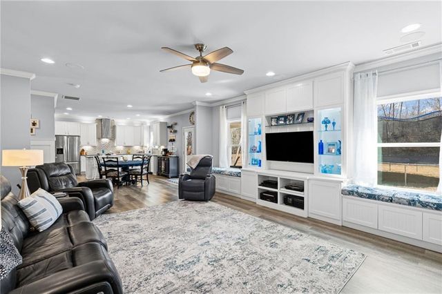 5834 Ridgedale Court, Gainesville, GA 30506