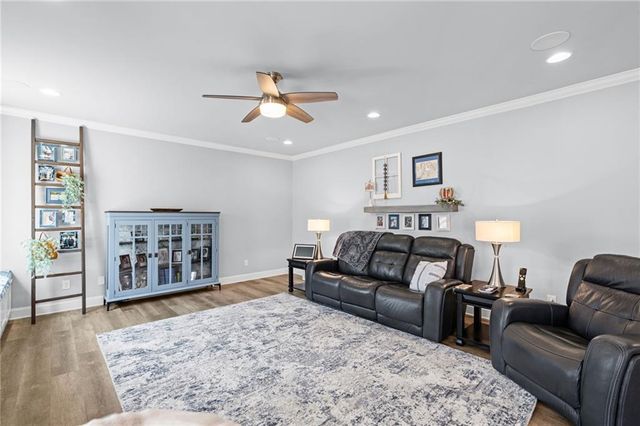 5834 Ridgedale Court, Gainesville, GA 30506