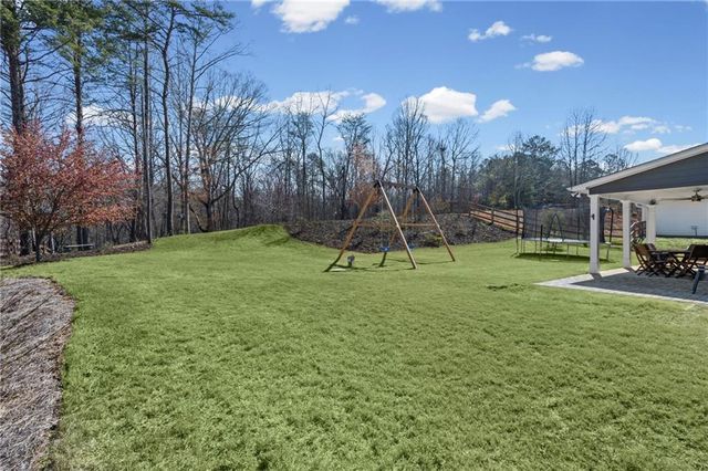 5834 Ridgedale Court, Gainesville, GA 30506