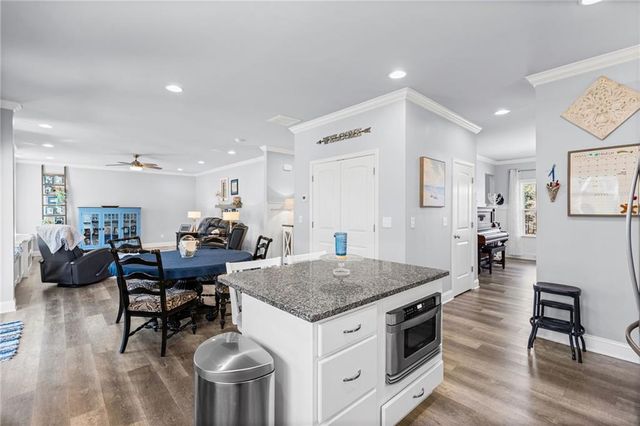 5834 Ridgedale Court, Gainesville, GA 30506