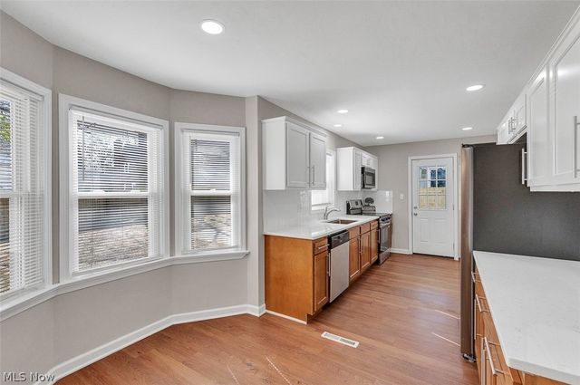 593 Mineola Avenue, Akron, OH 44320