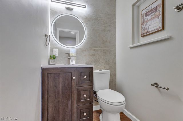 593 Mineola Avenue, Akron, OH 44320