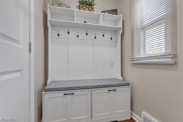 593 Mineola Avenue, Akron, OH 44320