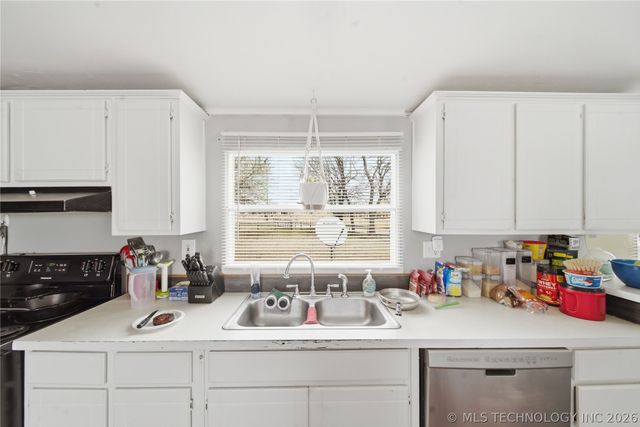 2009 E 168th Street N, Skiatook, OK 74070