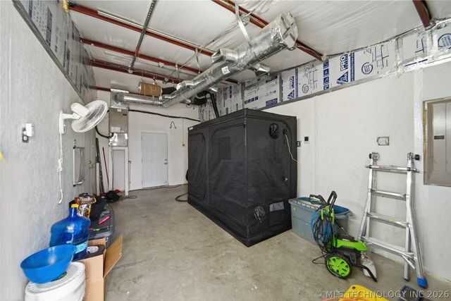 2009 E 168th Street N, Skiatook, OK 74070