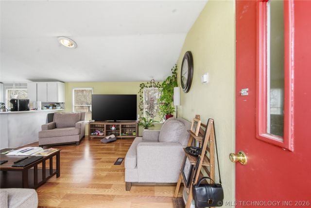 2009 E 168th Street N, Skiatook, OK 74070