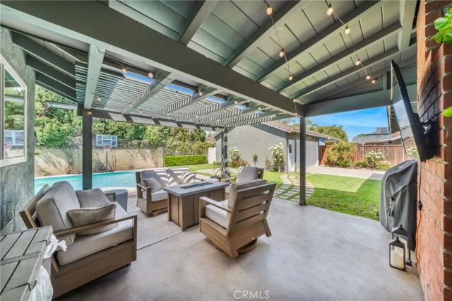 840 S Yorba, Orange, CA 92869