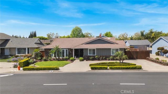 840 S Yorba, Orange, CA 92869