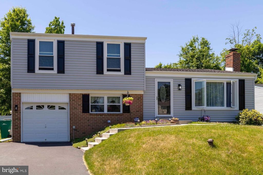 3271 CLARIDGE RD, Bensalem, PA 19020