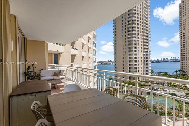 888 Brickell Key Dr 1207, Miami, FL 33131