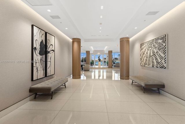 888 Brickell Key Dr 1207, Miami, FL 33131