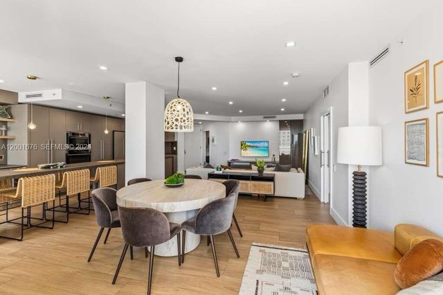 888 Brickell Key Dr 1207, Miami, FL 33131