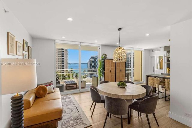 888 Brickell Key Dr 1207, Miami, FL 33131