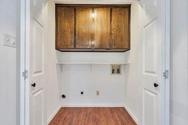 2144 Mountainview Drive, Hurst, TX 76054