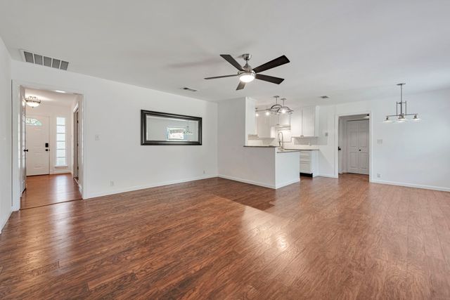 2144 Mountainview Drive, Hurst, TX 76054