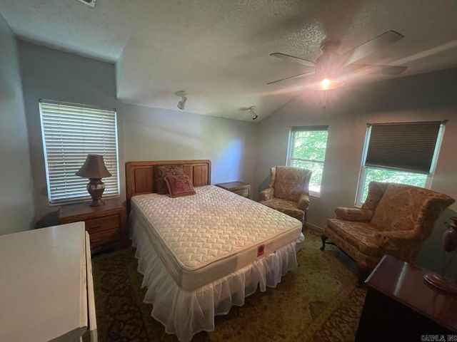 106 Pleasant Valley Street, Hot Springs, AR 71901