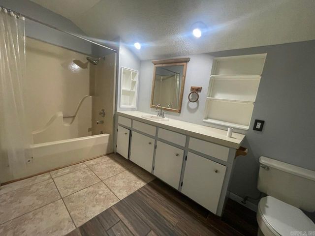 106 Pleasant Valley Street, Hot Springs, AR 71901