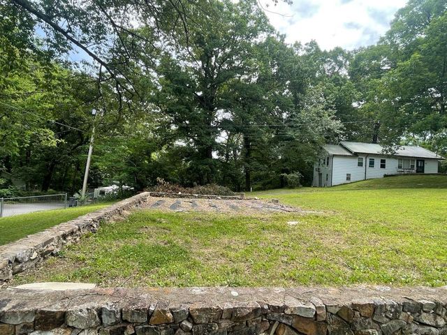 106 Pleasant Valley Street, Hot Springs, AR 71901