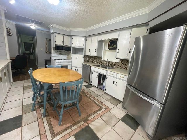 106 Pleasant Valley Street, Hot Springs, AR 71901