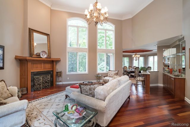 13046 Partridge Run, Shelby Charter Township, MI 48315
