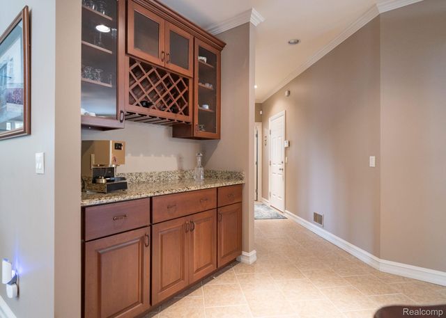 13046 Partridge Run, Shelby Charter Township, MI 48315