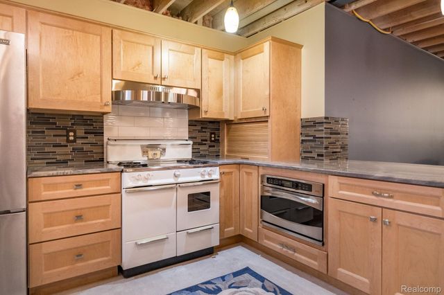 13046 Partridge Run, Shelby Charter Township, MI 48315