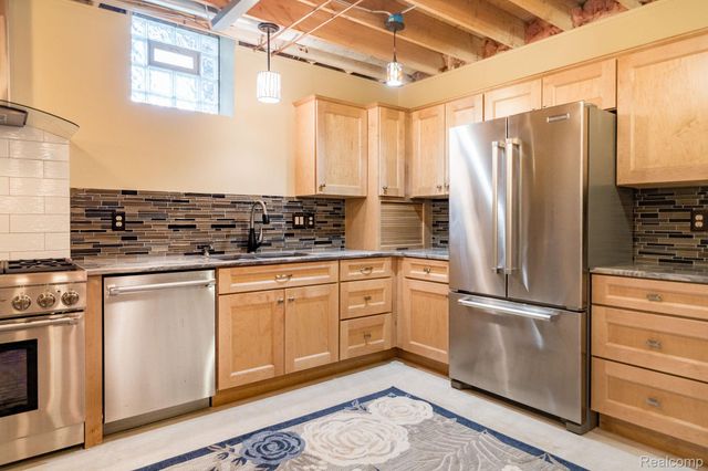 13046 Partridge Run, Shelby Charter Township, MI 48315