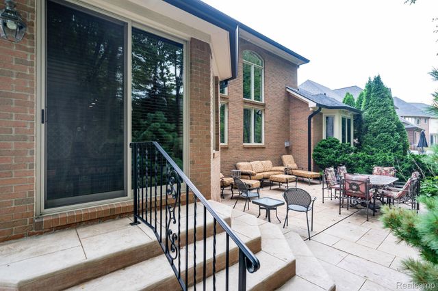 13046 Partridge Run, Shelby Charter Township, MI 48315