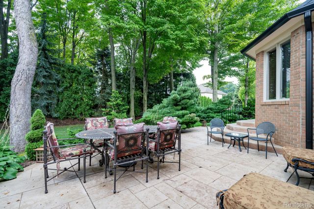 13046 Partridge Run, Shelby Charter Township, MI 48315