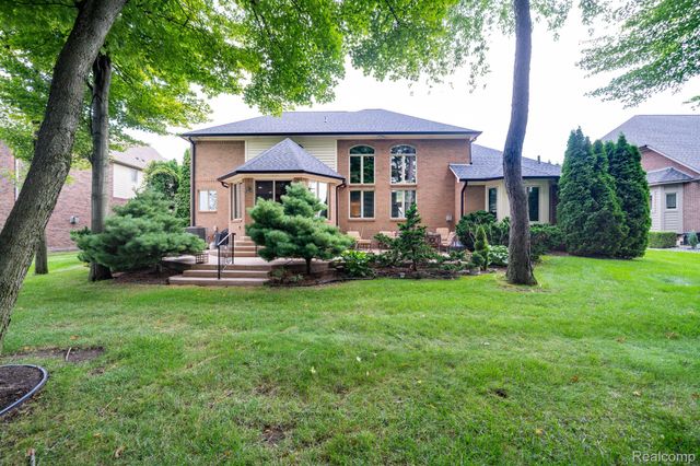 13046 Partridge Run, Shelby Charter Township, MI 48315