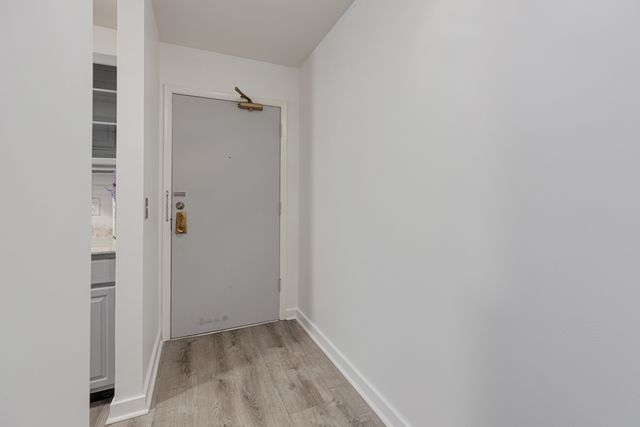 898 Wellington Avenue 218, Elk Grove Village, IL 60007