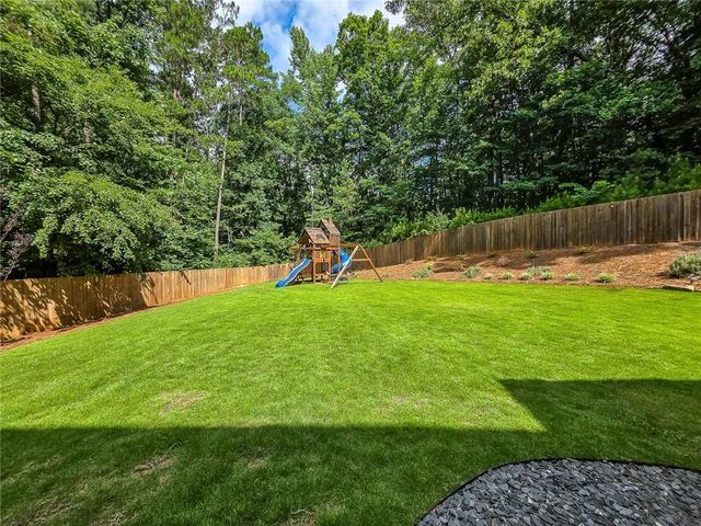 187 Amberhill Lane, Dallas, GA 30132