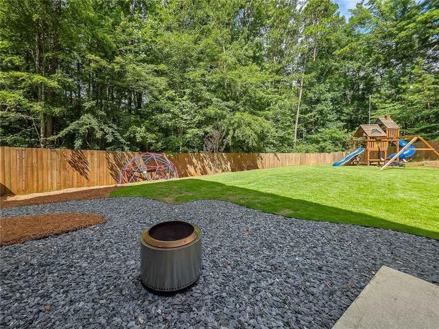 187 Amberhill Lane, Dallas, GA 30132
