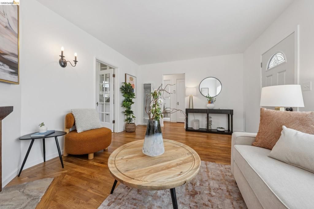 Image 15 of property listing at 945 Virginia Street, Berkeley, CA 94710