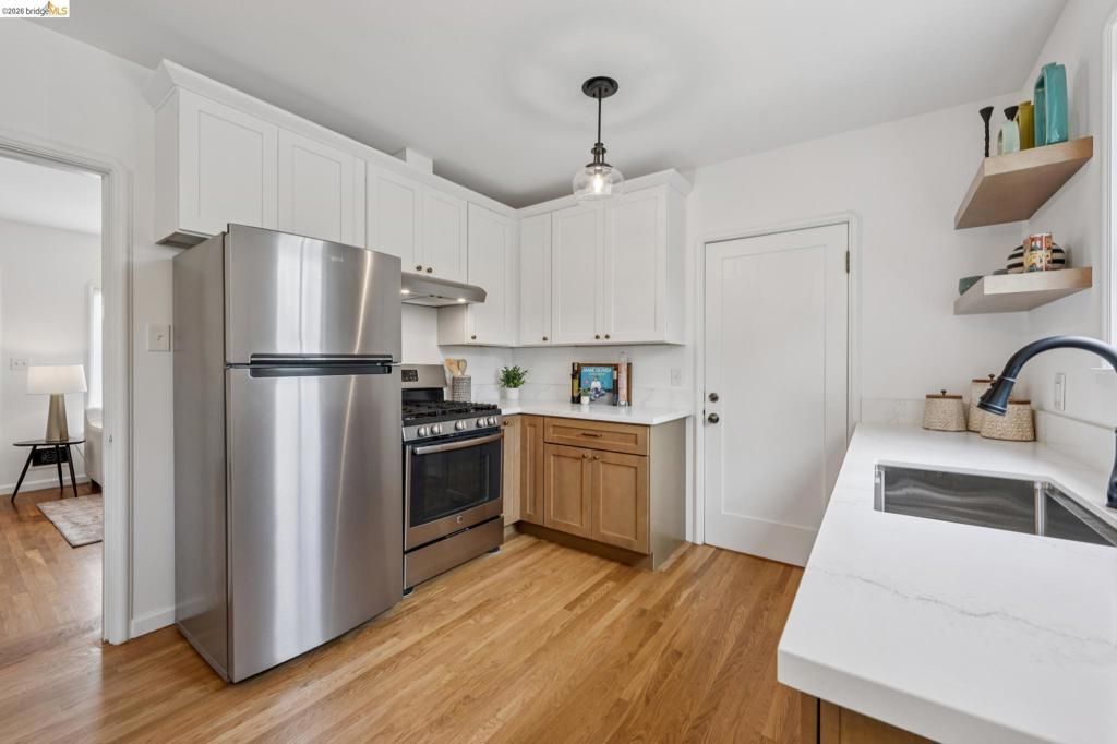 Image 20 of property listing at 945 Virginia Street, Berkeley, CA 94710