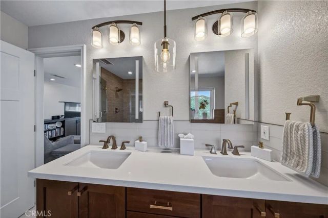 13046 Oak Crest, Yucaipa, CA 92399