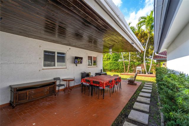 13351 SW 27th St, Miami, FL 33175