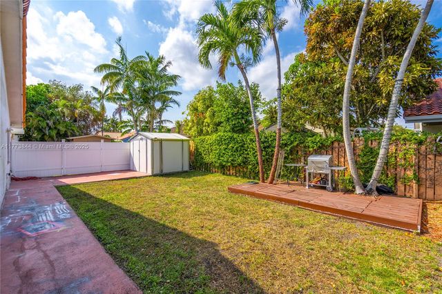 13351 SW 27th St, Miami, FL 33175