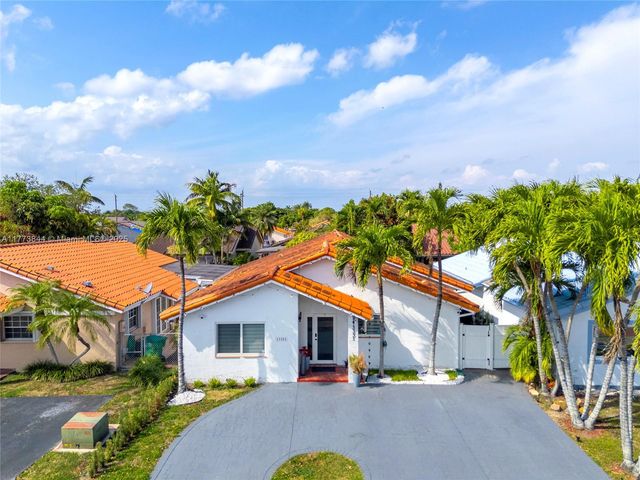 13351 SW 27th St, Miami, FL 33175