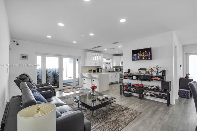 13351 SW 27th St, Miami, FL 33175