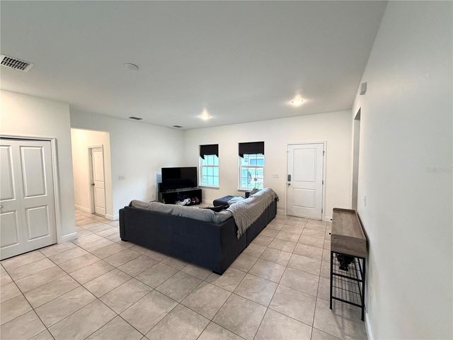 835 MARION OAKS MANOR, Ocala, FL 34473