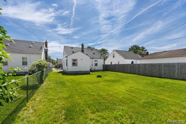 3838 16th Street, Wyandotte, MI 48192