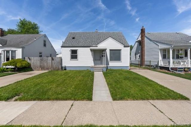 3838 16th Street, Wyandotte, MI 48192