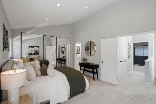 16 Lorton Avenue 3, Burlingame, CA 94010